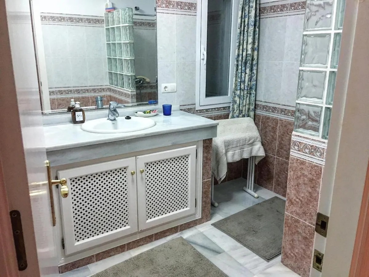 Villa Mimosa Μαρμπέλλα